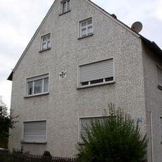 Inschrift- und Wappentafel