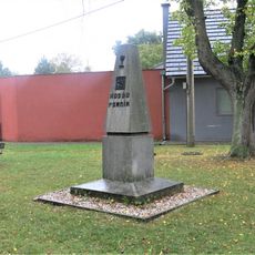 Husův pomník na Prokopské návsi v Nučicích