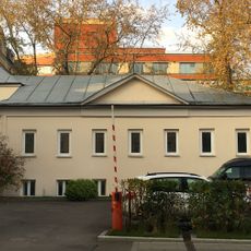 Большой Овчинниковский переулок 18 c1