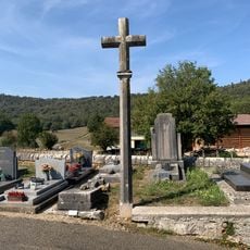 Cemetery cross of Drom