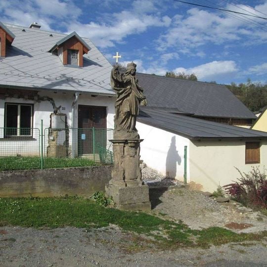 Socha svaté Ludmily v Manětíně