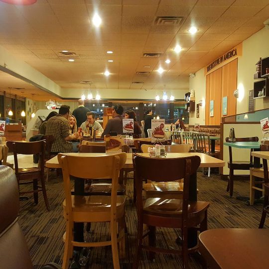 Village Inn
