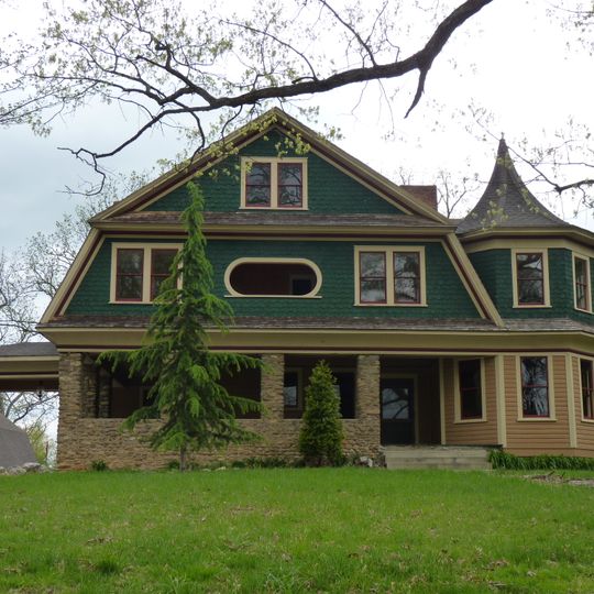 Alden and Thomasene Howell House