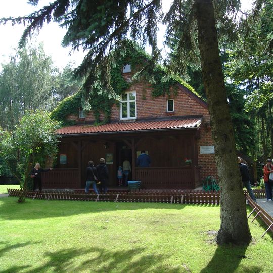 Zespół leśniczówki