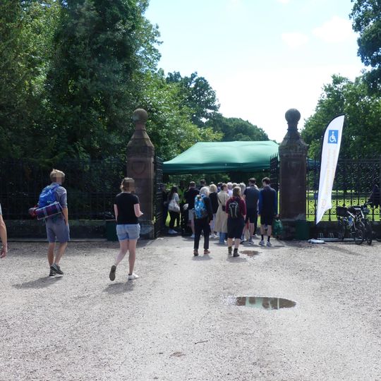 Pair of gates, railings and screen walls adjoining Garden Lodge