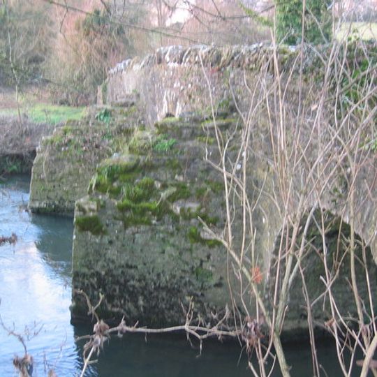 Scutt's Bridge Over River Frome At Ngr St 7985 5394
