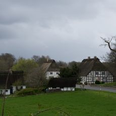 Missunder Fährstraße 19, 20, 22, Hofanlage Hansen-Flüh