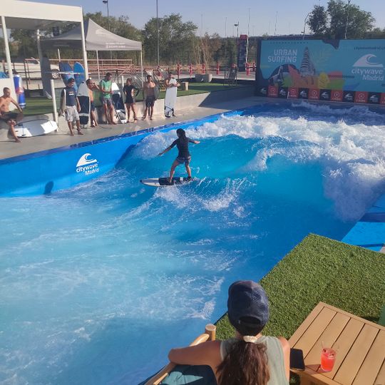 Honna Surf Hub - Citywave Madrid