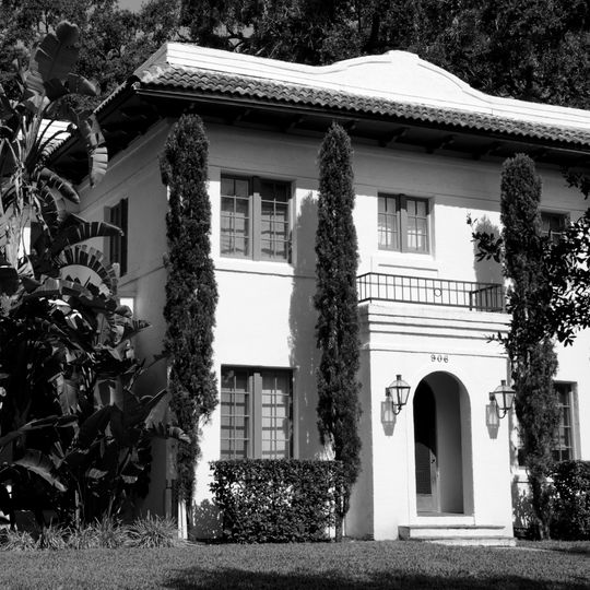 Lake Adair-Lake Concord Historic District