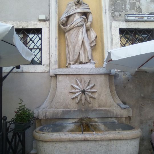 Fontana di Piazza Cantore