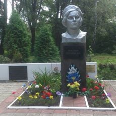 Бюст санинструктора А. Серебровской (Балтийск)