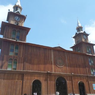 Catedral Emperatriz de Santa Elena
