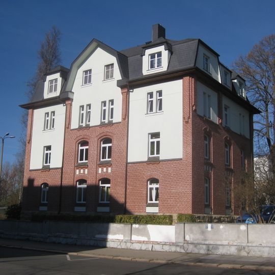 Wohnhaus in offener Bebauung Heinrich-Schütz-Straße 107