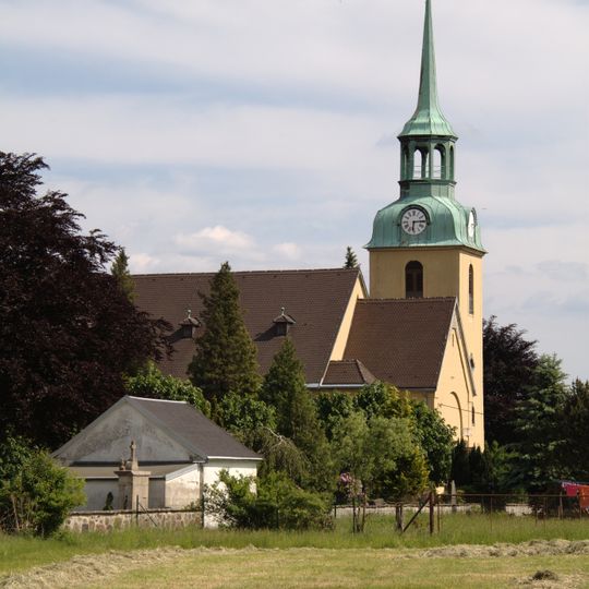 Evangelische Stadtkirche und Kirchhof Wilthen mit Friedhofserweiterung Straße der Befreiung 3a