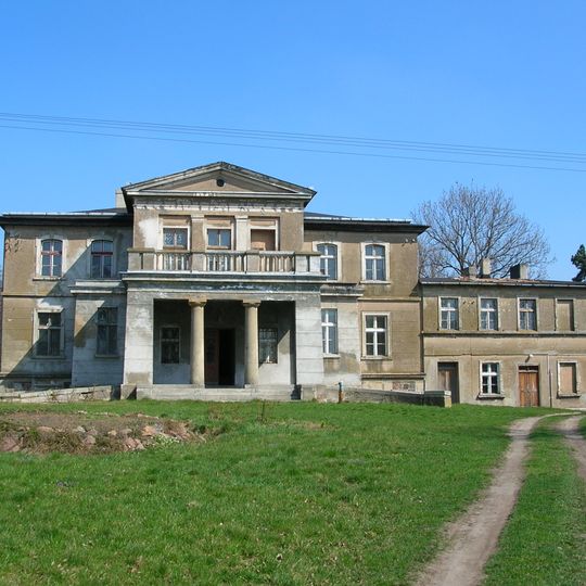 Palace in Lachmirowice