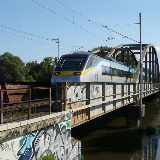 Most trati Břeclav - Břeclav státní hranice přes odlehčovací rameno Dyje