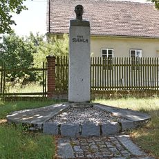 Busta Antonína Švehly v Hodyni