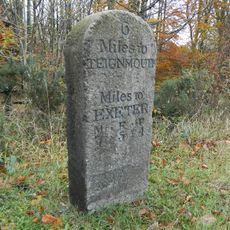 Milestone, 250m N of Mamhead Cross