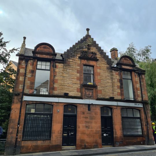 16 Holyrood Road