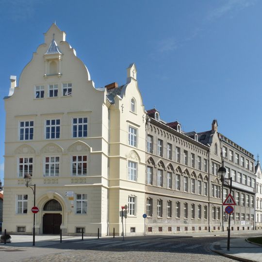 Biskupské gymnazium Jana Nepomuka Neumanna