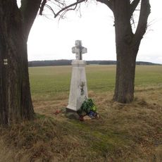 Kříž severně od Dolního Metelska
