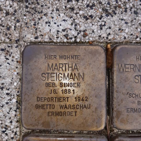 Stolperstein en memoria de Martha Steigmann