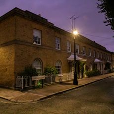 2-16, Courtenay Square Se11