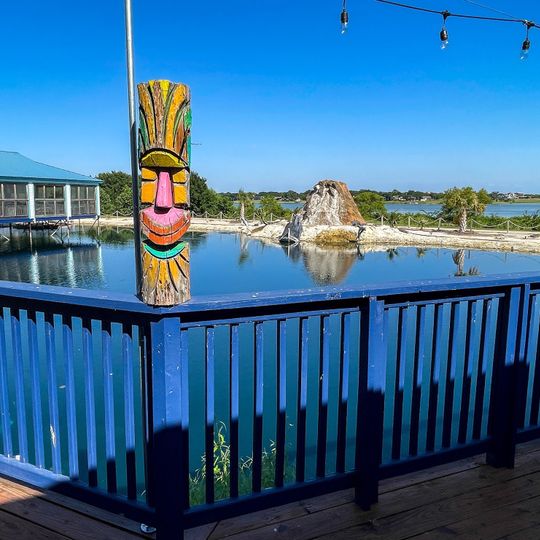Hula Hut