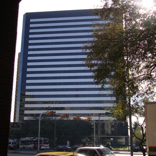 Edificio Laminar Plaza
