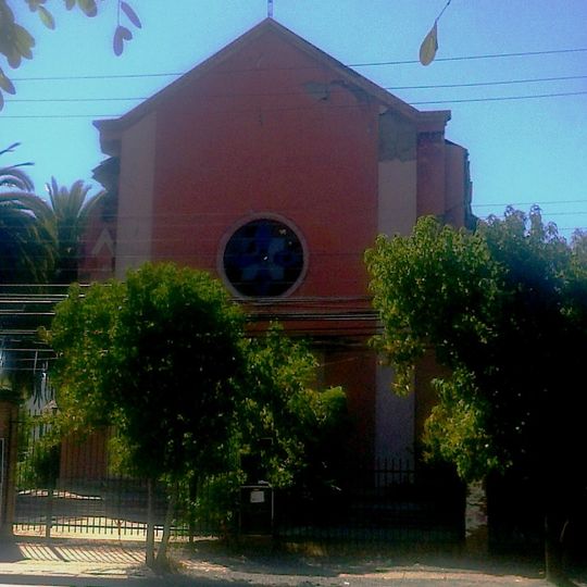 Iglesia de la Comunidad Apóstol Pedro o del Buen Pastor