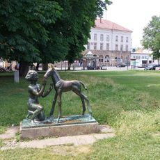 Mädchen mit Füllen