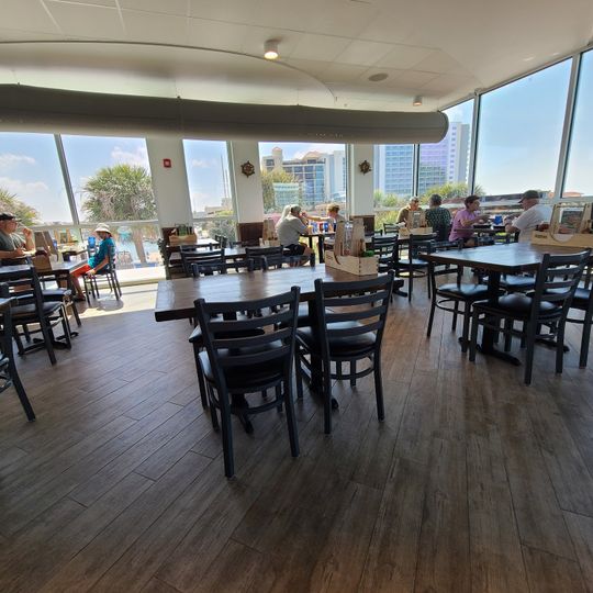 Crabby’s Dockside