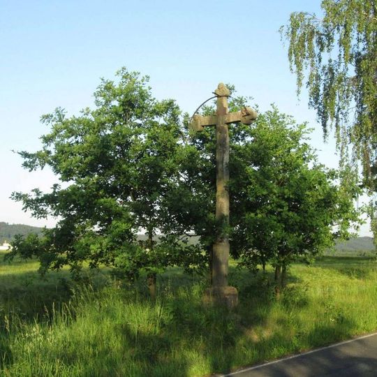 Kříž východně od Dolní Jadruže