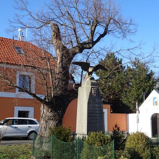 Pomník padlým v Hrnčířích