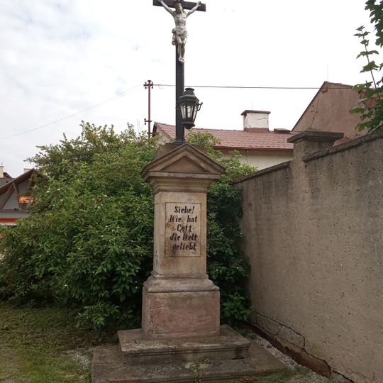 Cross in Labská fortna street