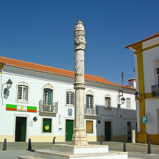 Pelourinho de Fronteira