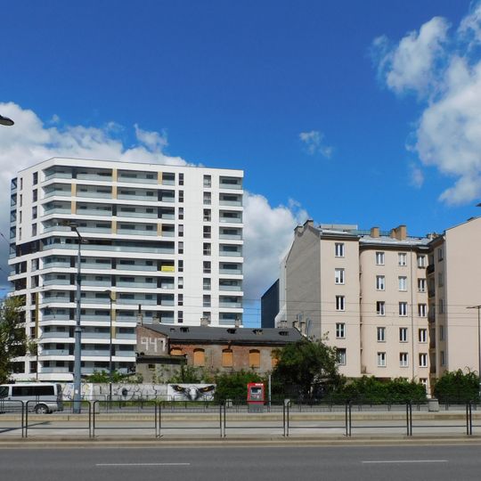 Metropoint Apartments