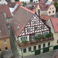 Wohn- und Geschäftshaus