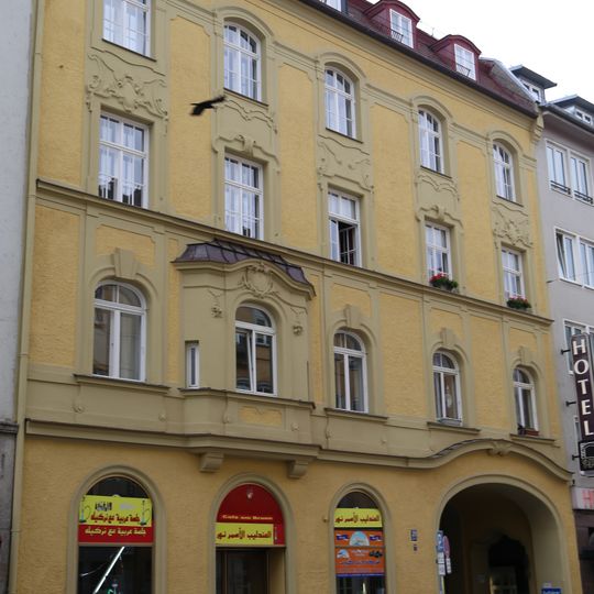Mietshaus