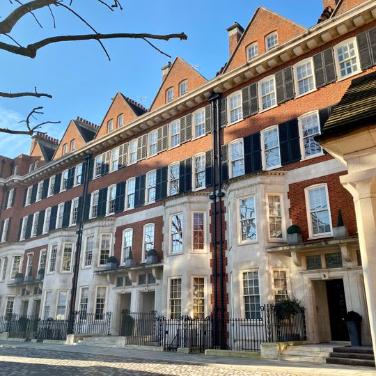 1-8 LYGON PLACE Ebury Street Sw1