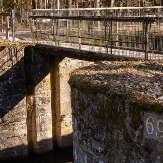 Steg Schleuse 69