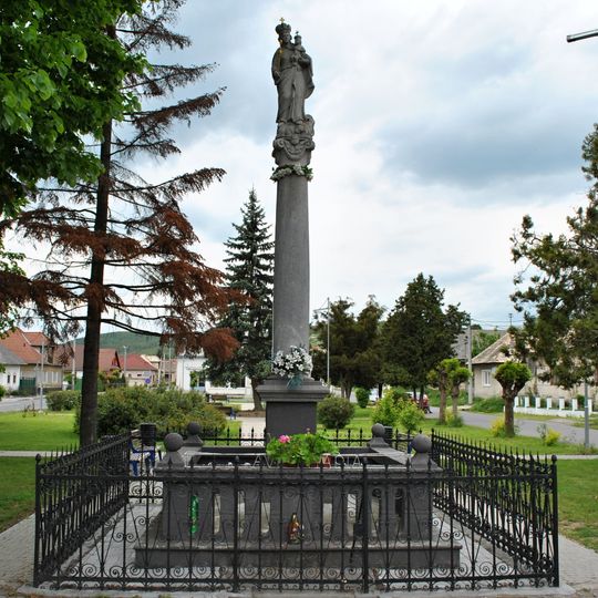 Stĺp so sochou Panny Márie