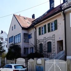 Josephinenstraße 17/19