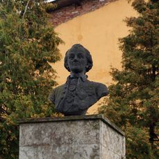 Bust of Alexander Suvorov (Karl Marx Street, Novaya Ladoga)