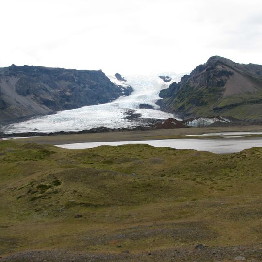 Kvíárjökull glacier tongue