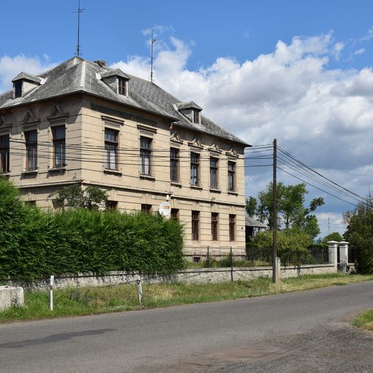 Stará škola Kaštice