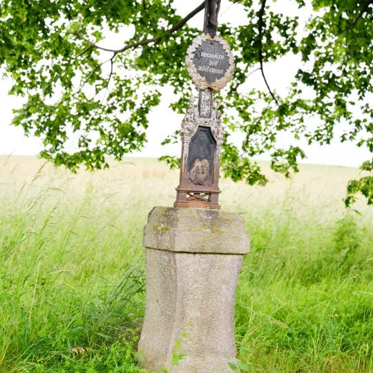 Wayside cross by Kroměždice