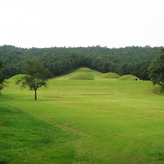 Royal tombs in Neungsan-ri