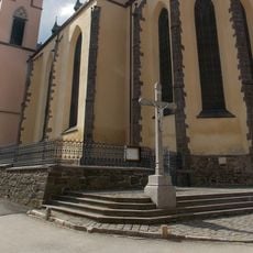 Kříž za kostelem v Bavorově