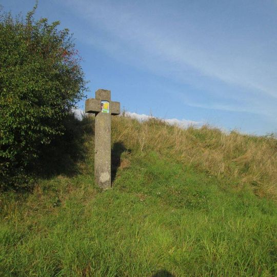 Kříž na křížové cestě u Počepic - 4. zastavení